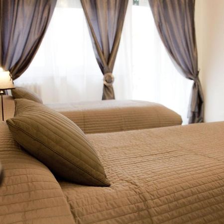 Bed and Breakfast Foscari House Рим Екстер'єр фото